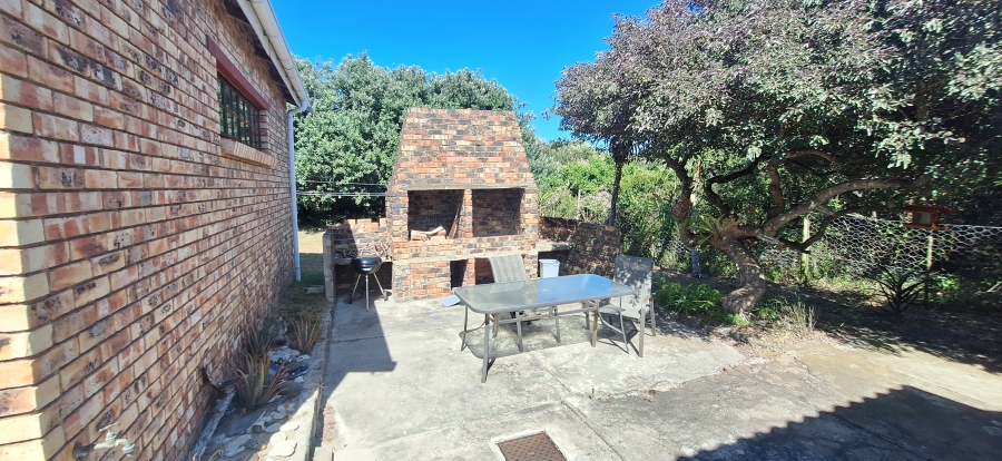 2 Bedroom Property for Sale in Cannon Rocks Eastern Cape